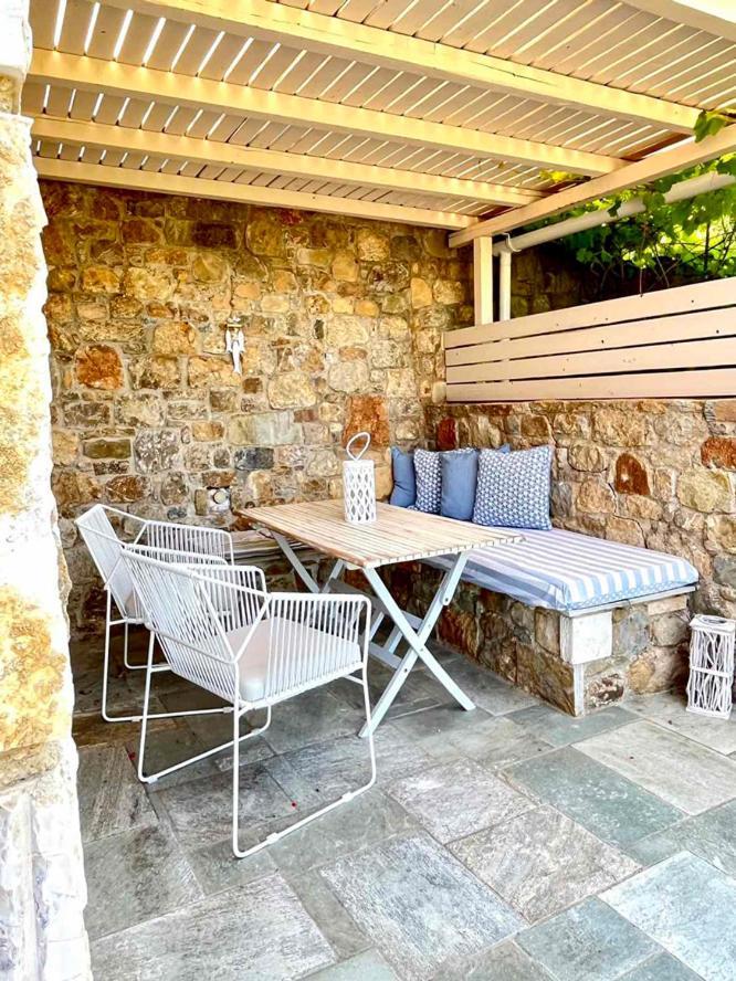 Lithea Villas And Studios By The Sea Agios Petros  Exterior foto